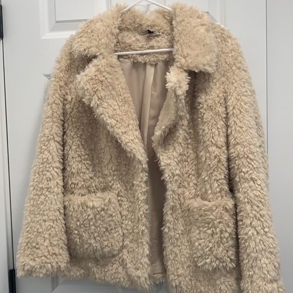 H&M Divided Tan Faux Fur Jacket - Picture 2 of 7